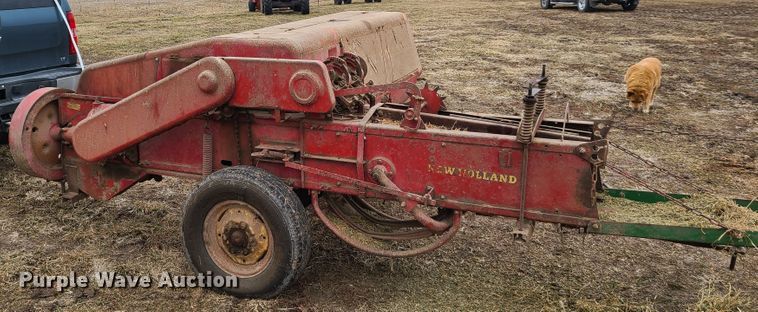 image for item IA9252 New Holland S67  small square baler