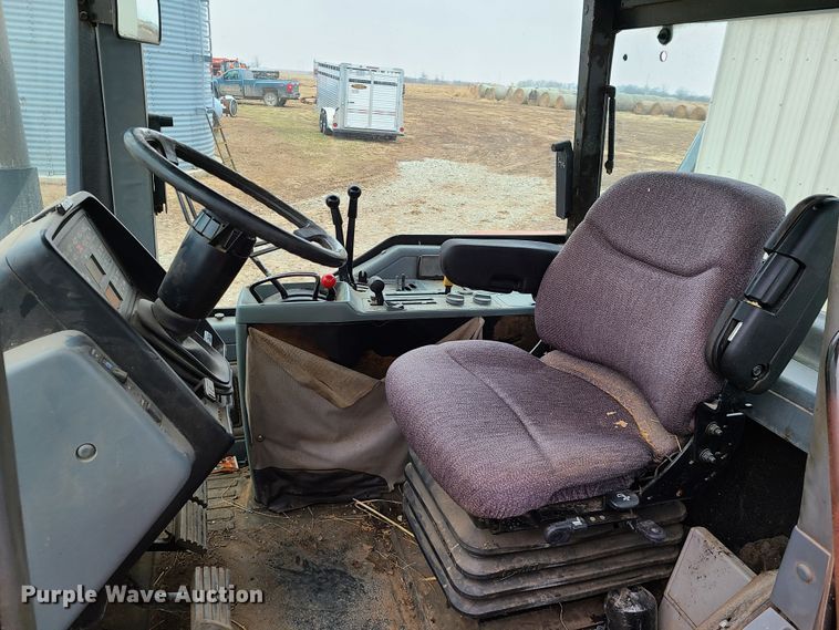 image for item IA9255 1989 Case IH 7110  tractor