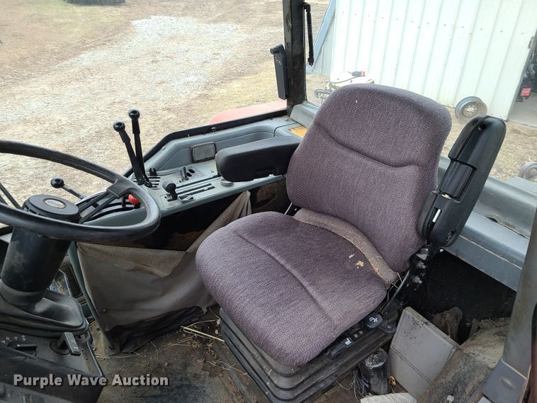 image for item IA9255 1989 Case IH 7110  tractor