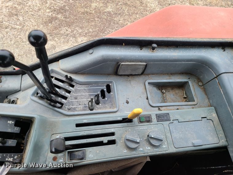 image for item IA9255 1989 Case IH 7110  tractor