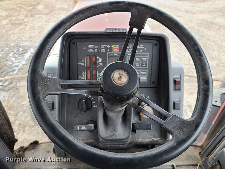 image for item IA9255 1989 Case IH 7110  tractor