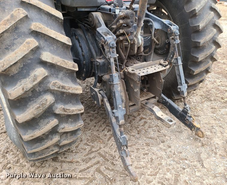 image for item IA9255 1989 Case IH 7110  tractor