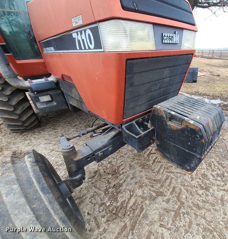 image for item IA9255 1989 Case IH 7110  tractor