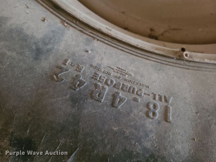 image for item IA9255 1989 Case IH 7110  tractor