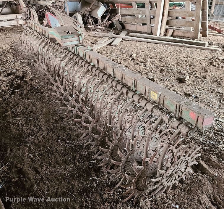 image for item IA9256 John Deere rotary hoe