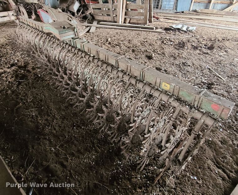 image for item IA9256 John Deere rotary hoe