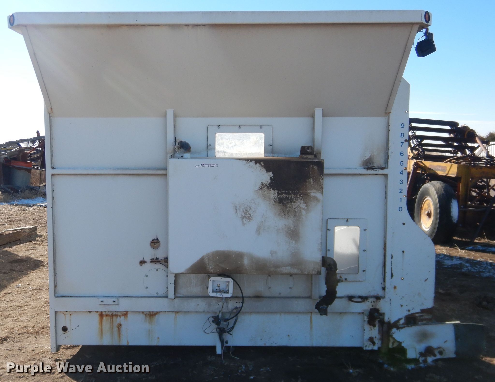 Laird feed grinder/mixer in Sublette, KS Item HL9549 sold Purple Wave