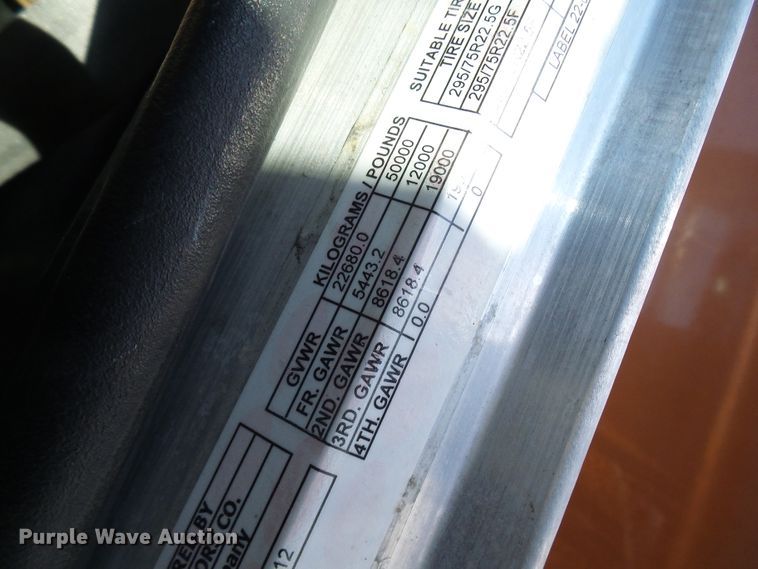 image for item DC2765 2013 Peterbilt 389  semi truck