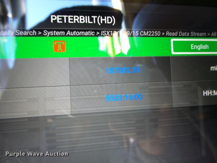 image for item DC2765 2013 Peterbilt 389  semi truck