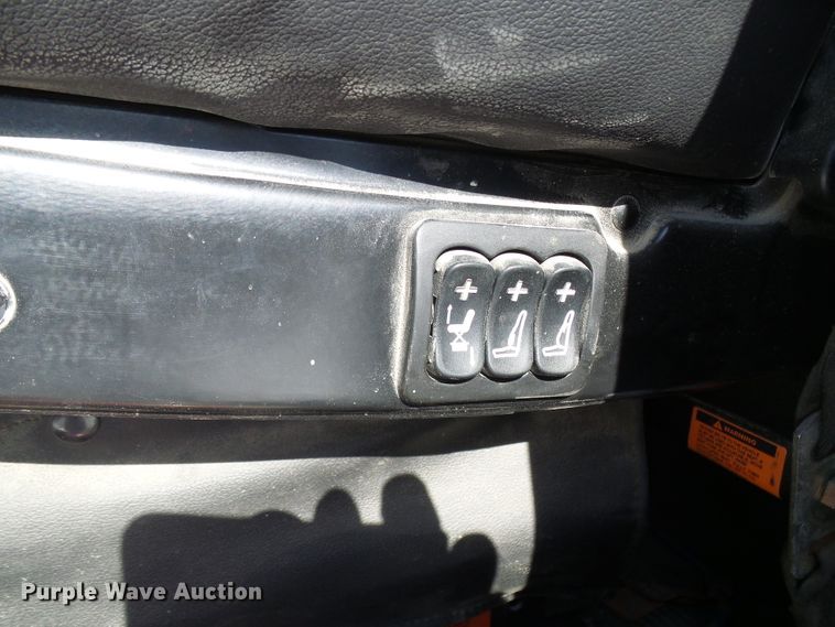 image for item DC2767 2003 Peterbilt 379  semi truck