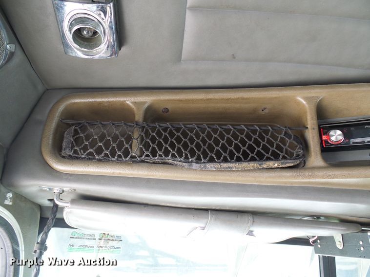 image for item DC2767 2003 Peterbilt 379  semi truck