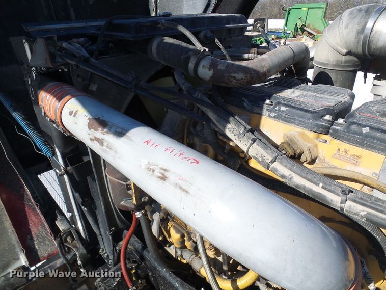 image for item DC2767 2003 Peterbilt 379  semi truck