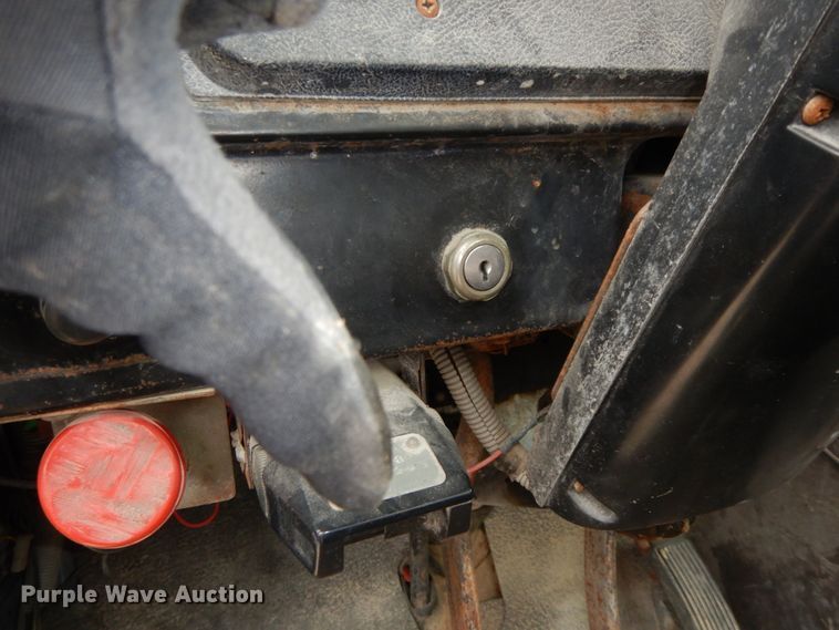 image for item DF6347 1989 International 1954  truck cab and chassis