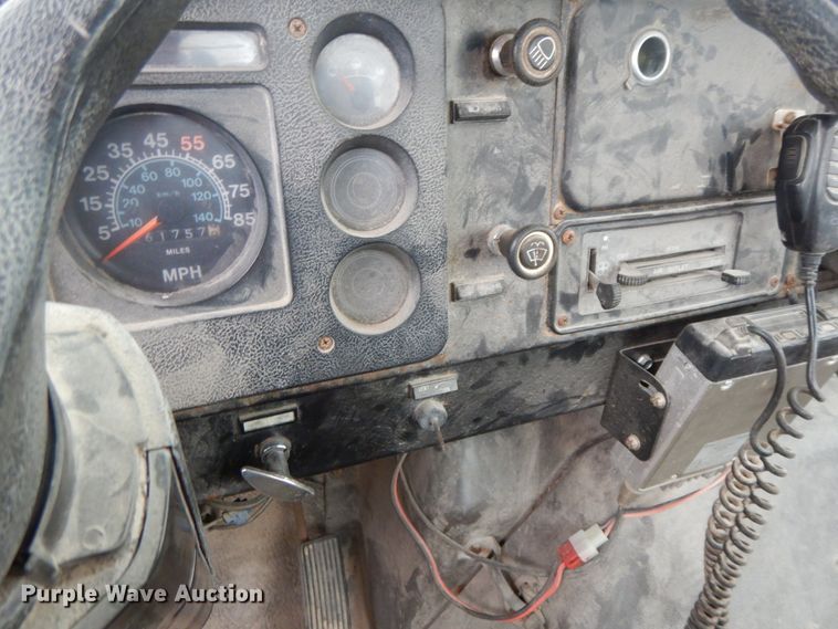 image for item DF6347 1989 International 1954  truck cab and chassis