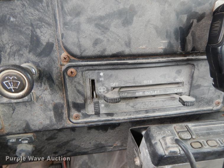 image for item DF6347 1989 International 1954  truck cab and chassis