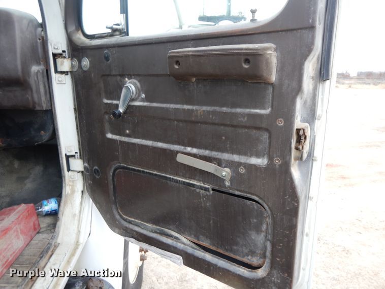 image for item DF6347 1989 International 1954  truck cab and chassis