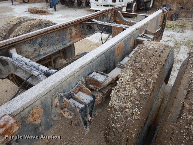 image for item DF6347 1989 International 1954  truck cab and chassis