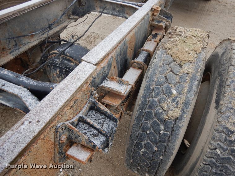 image for item DF6347 1989 International 1954  truck cab and chassis