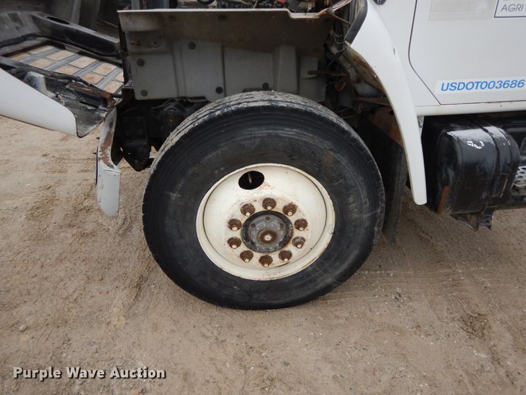 image for item DF6347 1989 International 1954  truck cab and chassis