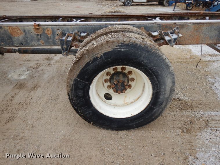 image for item DF6347 1989 International 1954  truck cab and chassis