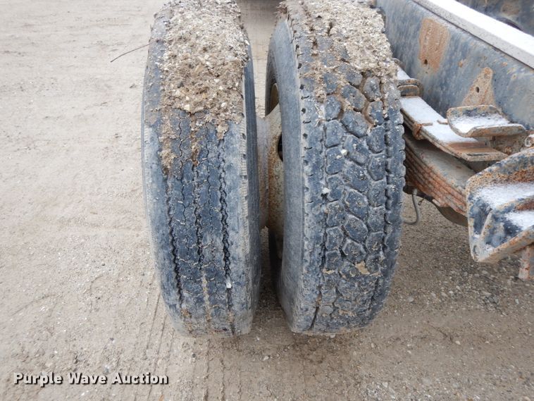 image for item DF6347 1989 International 1954  truck cab and chassis