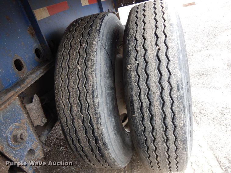 image for item DF6416 2002 Utility  side curtain trailer