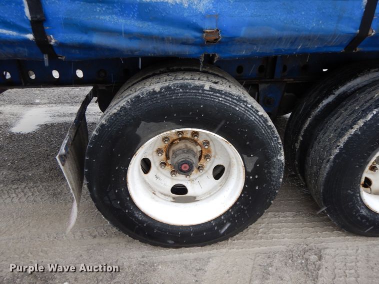 image for item DF6416 2002 Utility  side curtain trailer