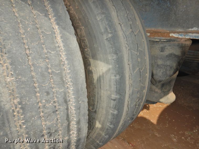 image for item DG1660 1996 Atoka drop deck equipment trailer