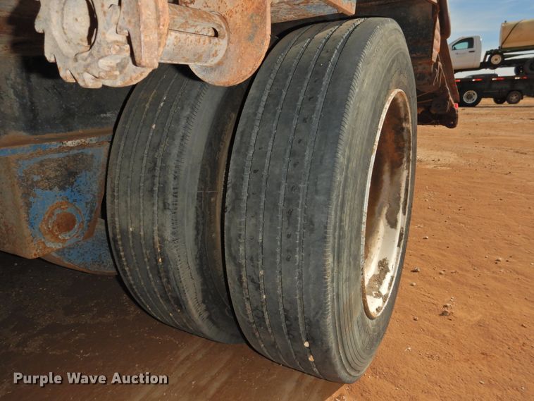 image for item DG1660 1996 Atoka drop deck equipment trailer