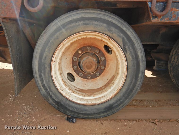 image for item DG1660 1996 Atoka drop deck equipment trailer