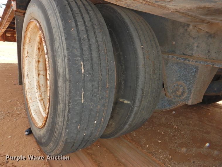 image for item DG1660 1996 Atoka drop deck equipment trailer