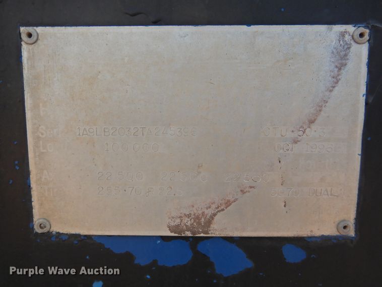 image for item DG1660 1996 Atoka drop deck equipment trailer