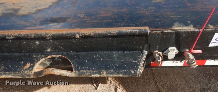 image for item DG8452 2005 Nuttall oilfield trailer