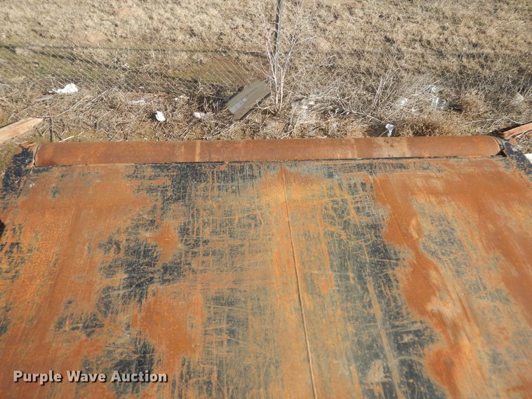 image for item DG8452 2005 Nuttall oilfield trailer