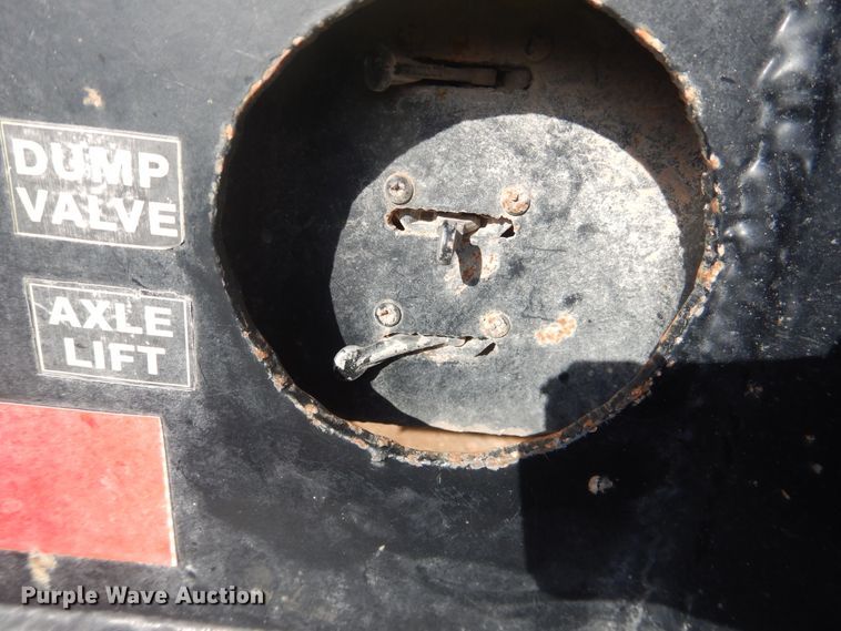 image for item DG8452 2005 Nuttall oilfield trailer