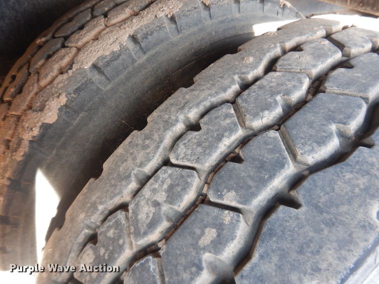 image for item DG8452 2005 Nuttall oilfield trailer