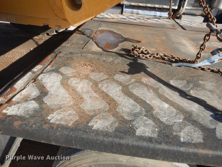 image for item DG8453 1984 Aztec lowboy equipment trailer