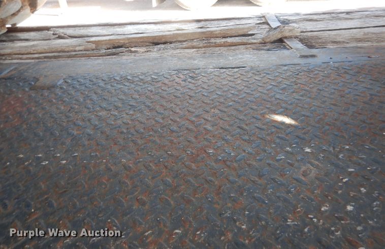 image for item DG8453 1984 Aztec lowboy equipment trailer