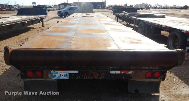 image for item DG8457 2007 Trail King TK120RG-585 oilfield trailer