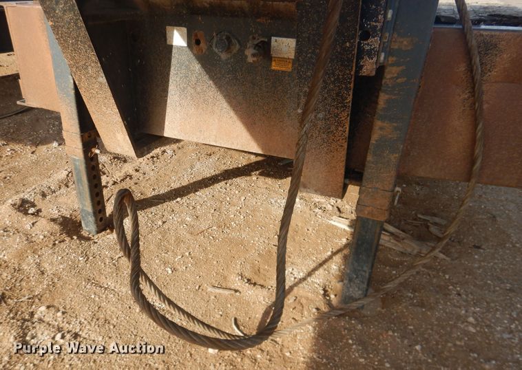 image for item DG8457 2007 Trail King TK120RG-585 oilfield trailer