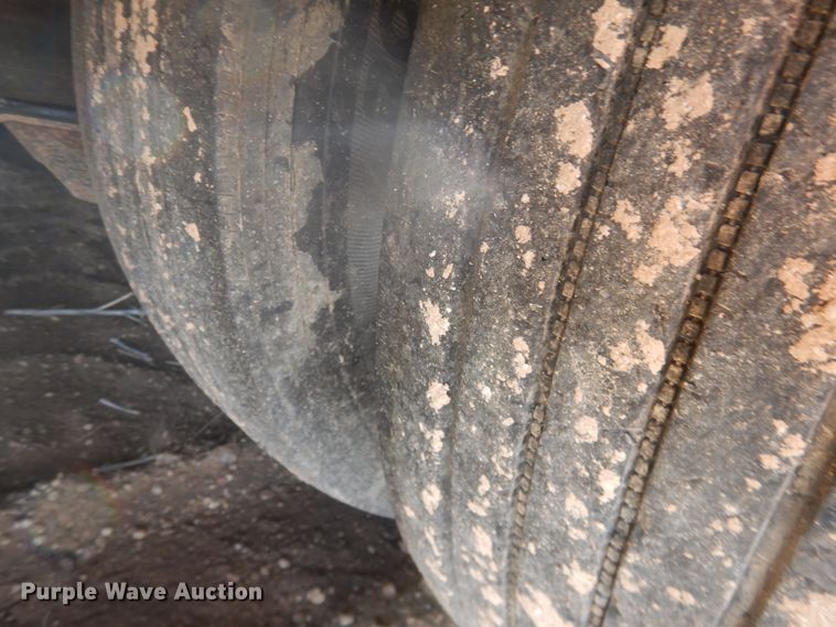 image for item DG8457 2007 Trail King TK120RG-585 oilfield trailer