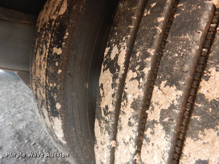 image for item DG8457 2007 Trail King TK120RG-585 oilfield trailer