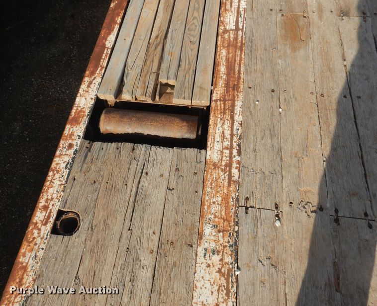 image for item DG8458 2008 Dragon oilfield trailer