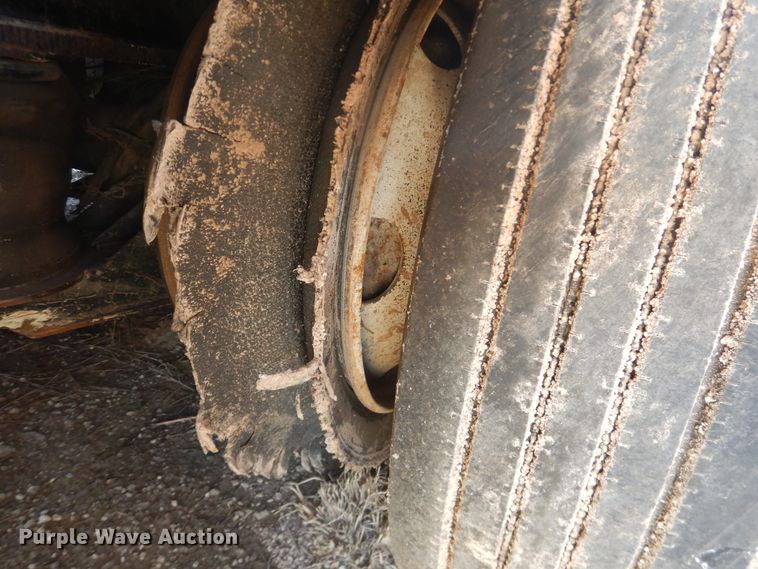 image for item DG8458 2008 Dragon oilfield trailer