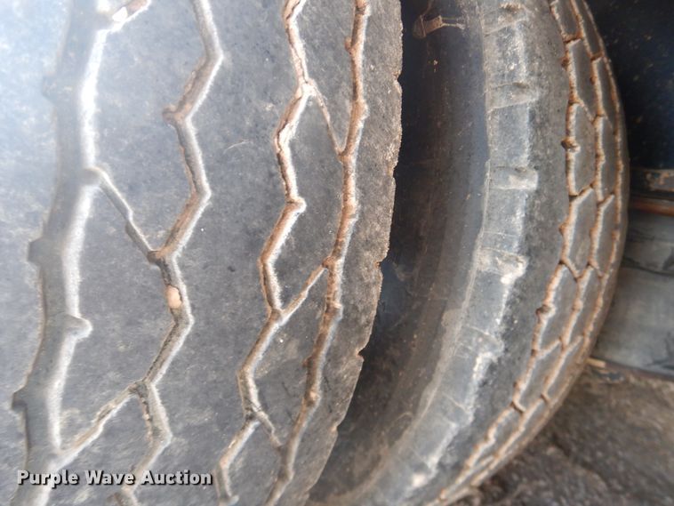 image for item DG8458 2008 Dragon oilfield trailer