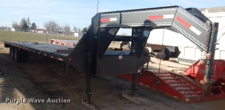 image for item DG8459 2015 Lamar equipment trailer