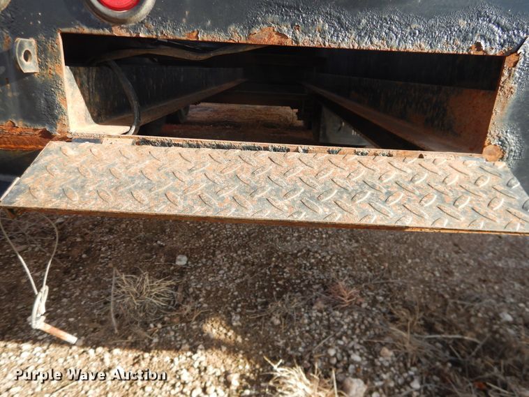 image for item DG8459 2015 Lamar equipment trailer