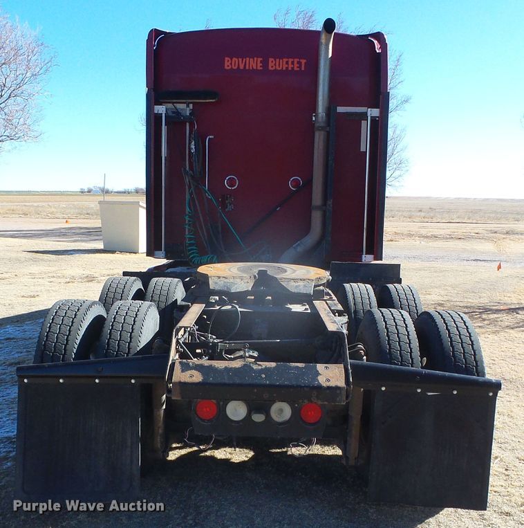 image for item DG8465 2008 Kenworth T600  semi truck