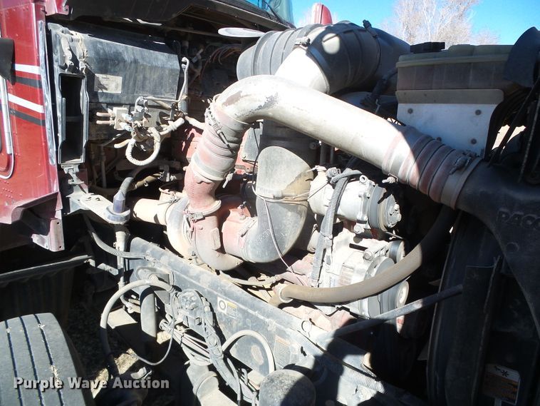 image for item DG8465 2008 Kenworth T600  semi truck