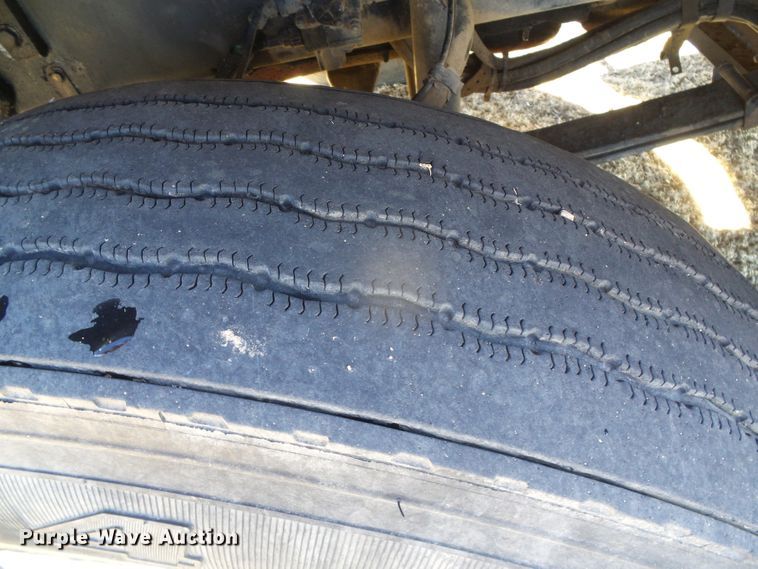 image for item DG8465 2008 Kenworth T600  semi truck